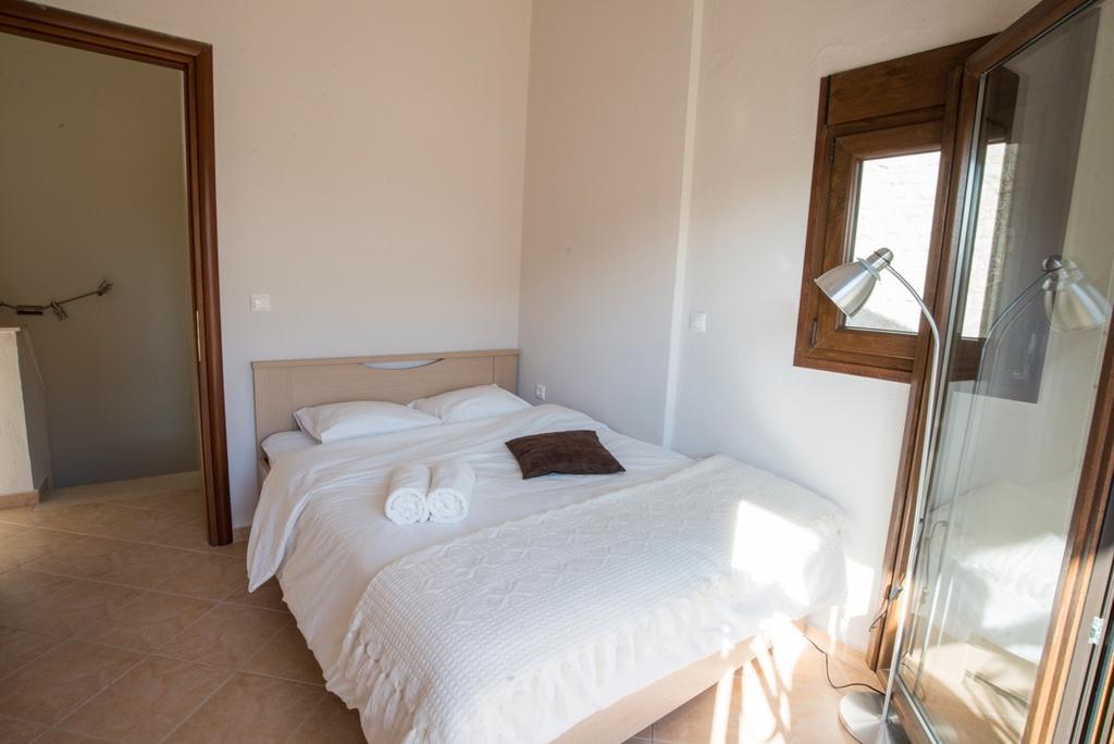 Bouganvillia Homes Никити Номер фото