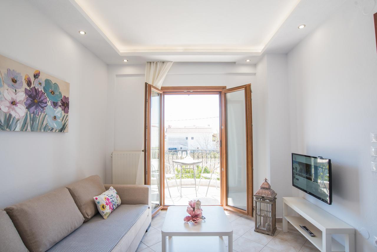 Bouganvillia Homes Никити Экстерьер фото